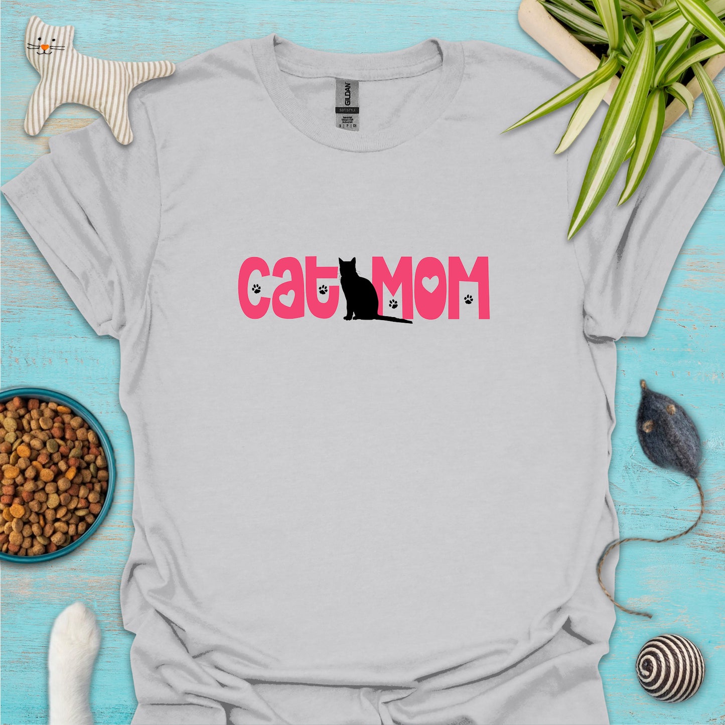 Cat Mom T-shirt