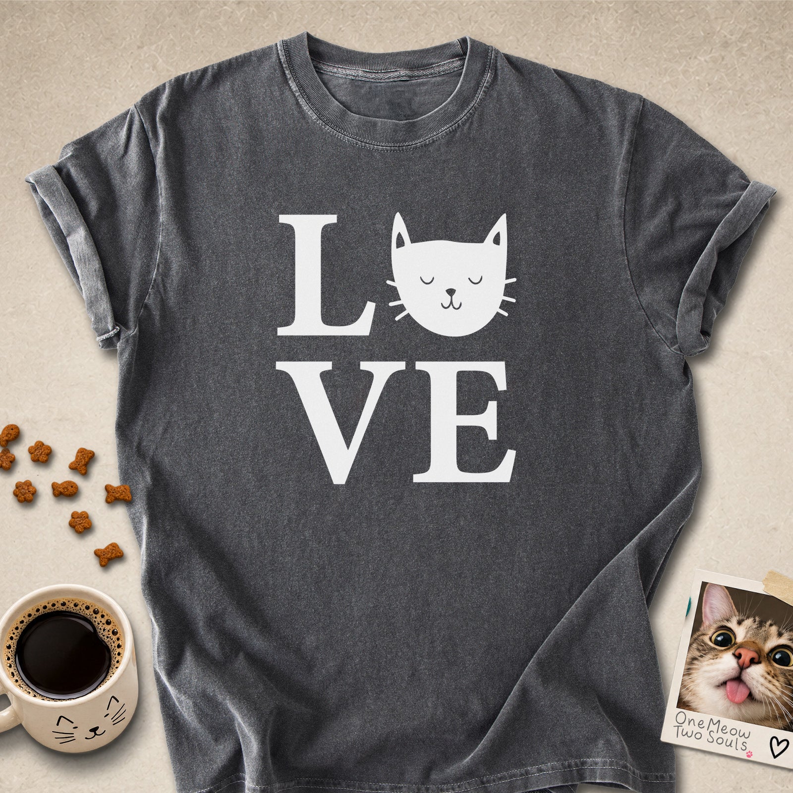 Pepper colored Comfort Colors 1717 cotton T-shirt, featuring a "LOVE" cute cat design illustration. One Meow Two Souls brand.