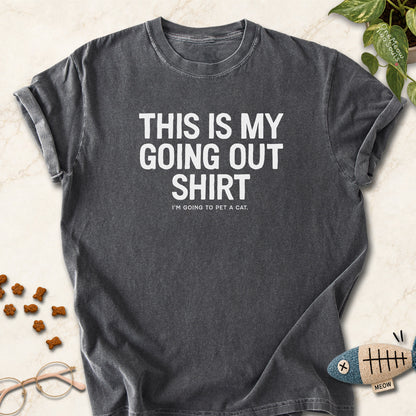 Pepper colored Comfort Colors 1717 cotton T-shirt, featuring a "This Is My Going Out Shirt. I Am Going To Pet A Cat" funny cat design illustration. One Meow Two Souls brand.