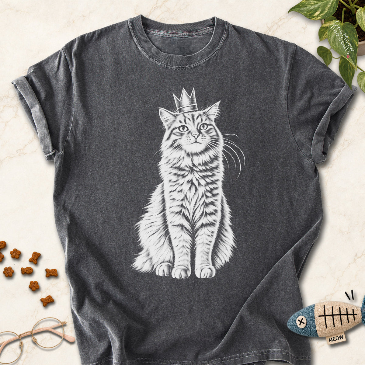 Pepper colored Comfort Colors 1717 cotton T-shirt, featuring a royal king cat design illustration. One Meow Two Souls brand.