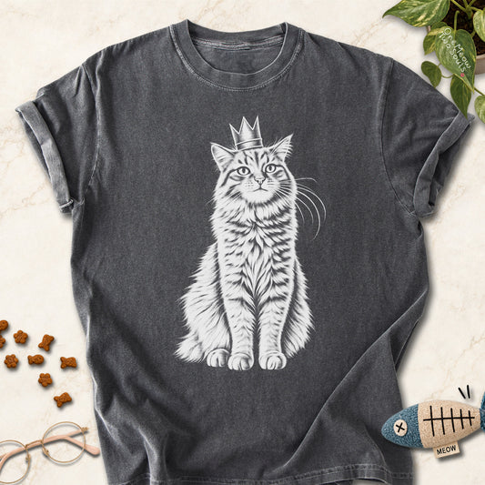 Pepper colored Comfort Colors 1717 cotton T-shirt, featuring a royal king cat design illustration. One Meow Two Souls brand.