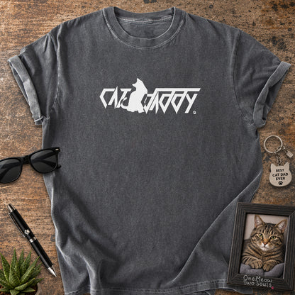 Pepper Comfort Colors 1717 t-shirt with a "Cat Daddy" graphic. One Meow Two Souls brand.