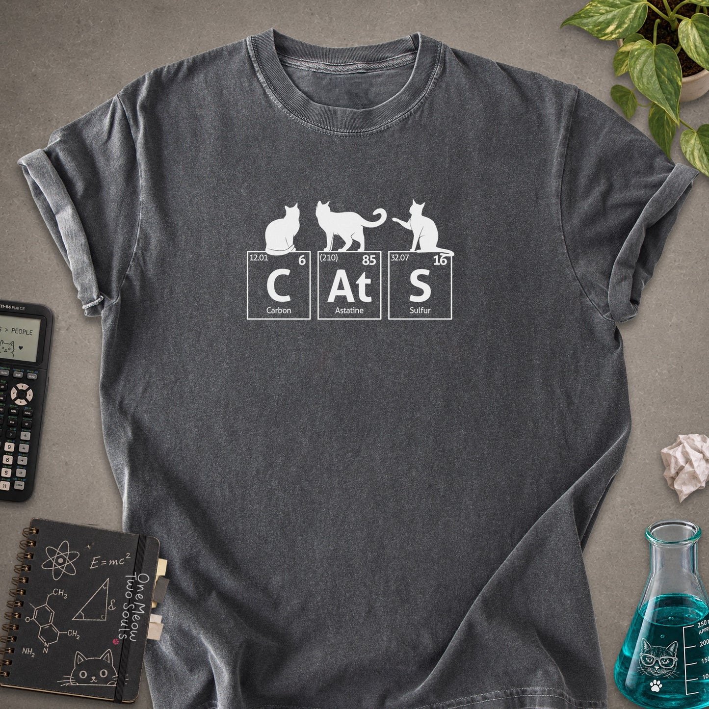 Pepper colored Comfort Colors 1717 cotton T-shirt, presenting a "CatS" funny chemistry periodic table cat design. One Meow Two Souls brand.