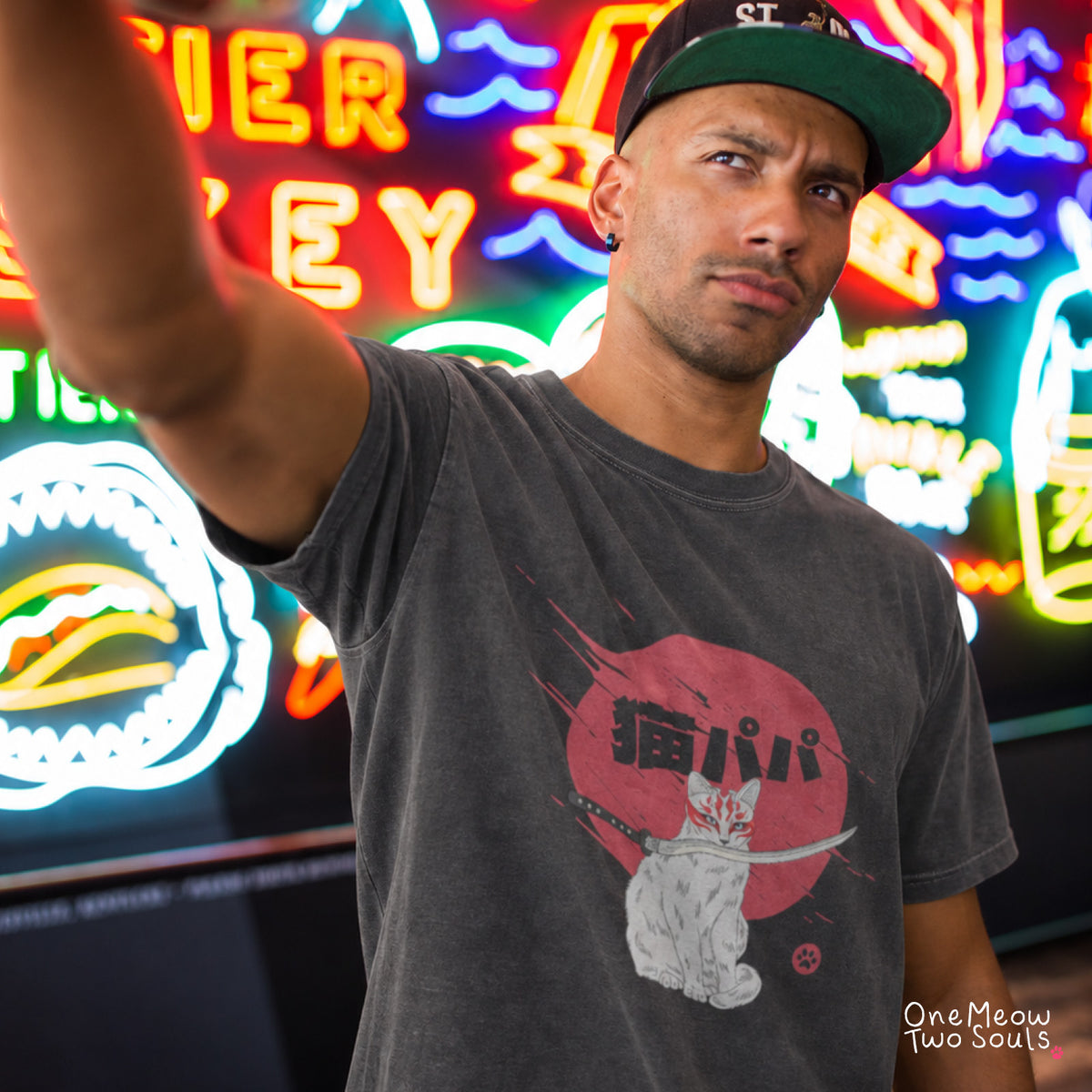 Pepper colored Comfort Colors 1717 cotton T-shirt, featuring a "Neko Papa - Cat Daddy" Japanese cat design illustration. One Meow Two Souls brand.