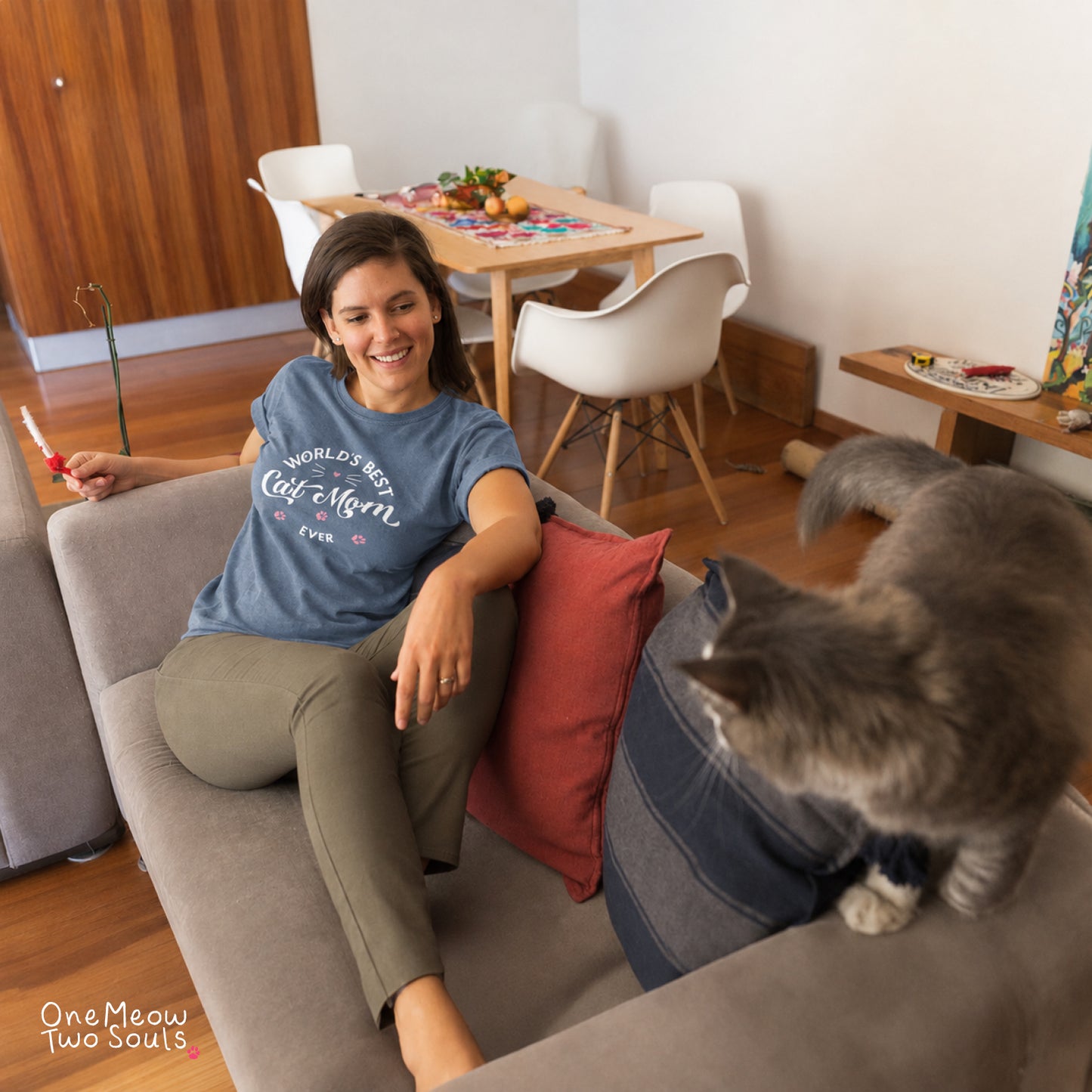 Best Cat Mom T-shirt